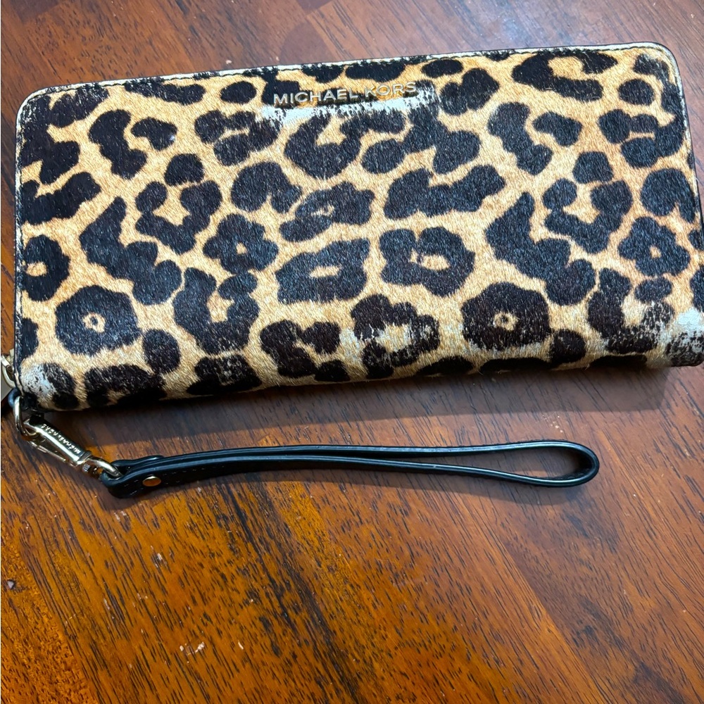 Michael Kors calfskin zip wallet